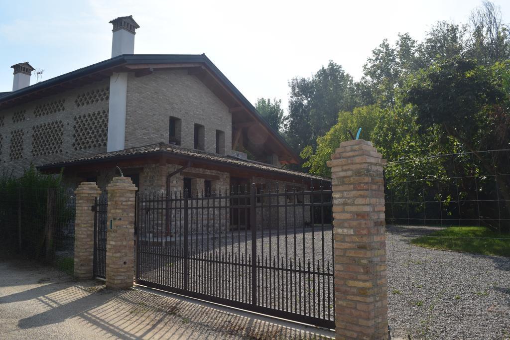 Da Gastone Villa Rivignano Luaran gambar
